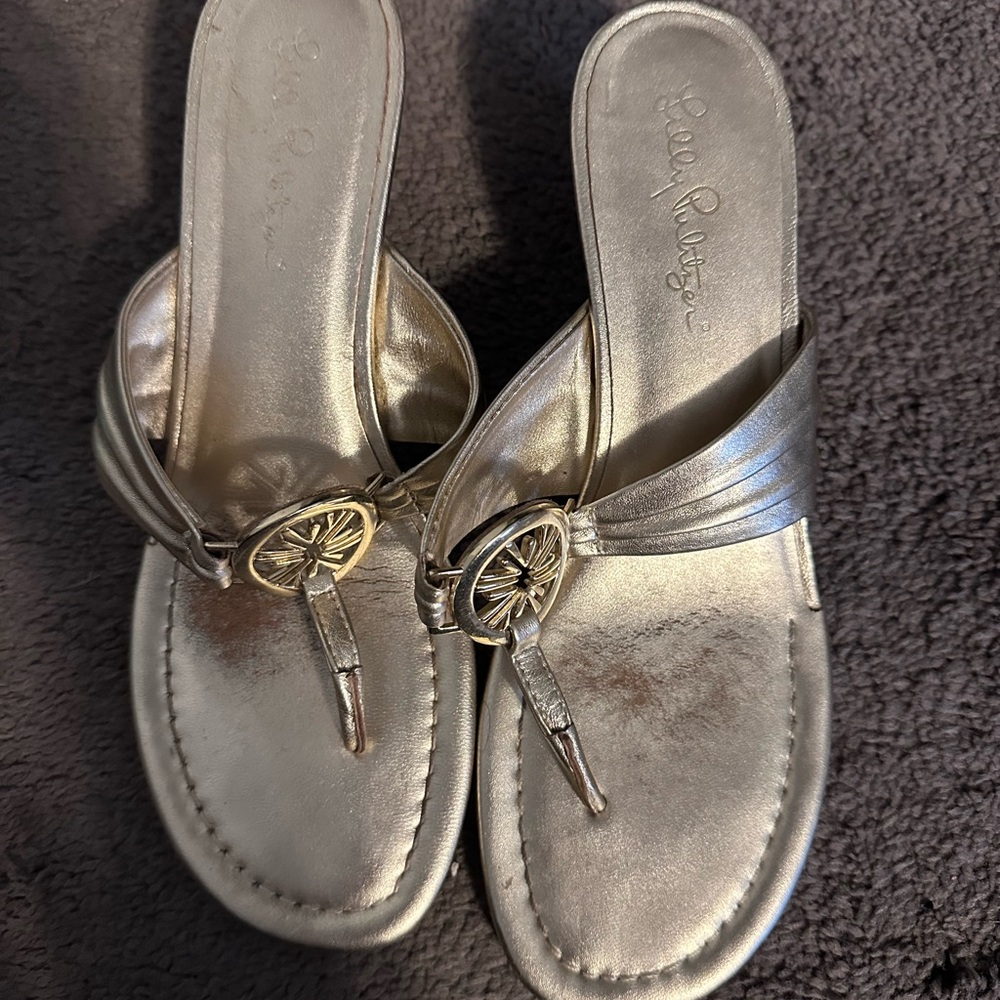 Lilly Pulitzer Gold Sandals with Metallic Finish and Medallion Embellishments